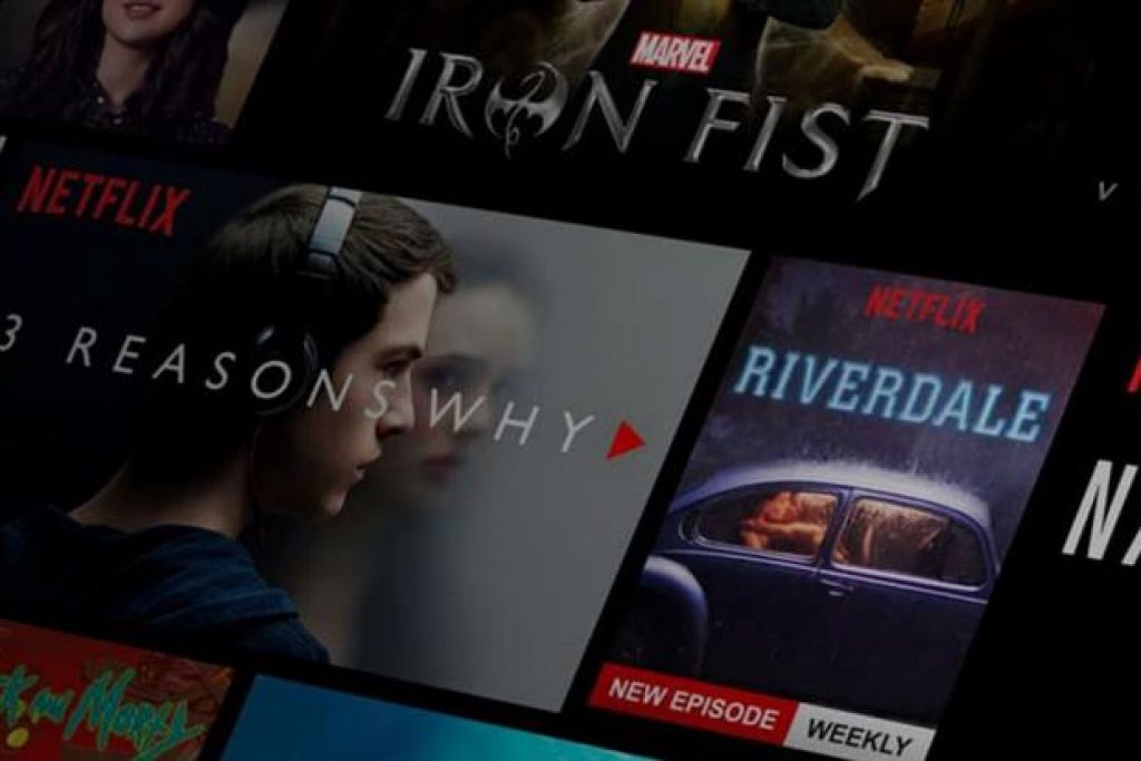 Netflix obsahuje přes stovku filmů i seriálů online.